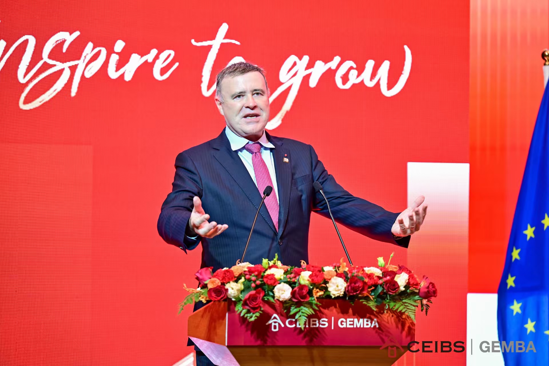 副院长濮方可(Frank Bournois)教授致辞