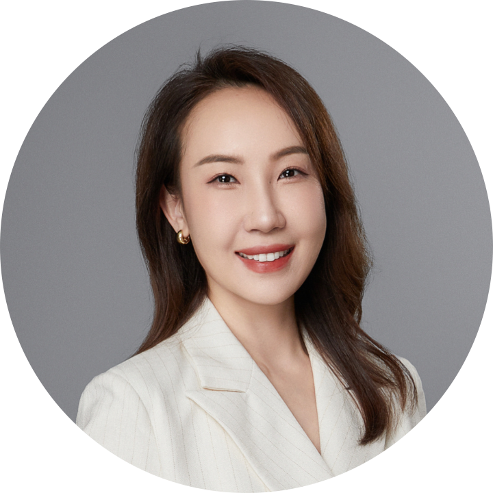 Professor Vivian Guo